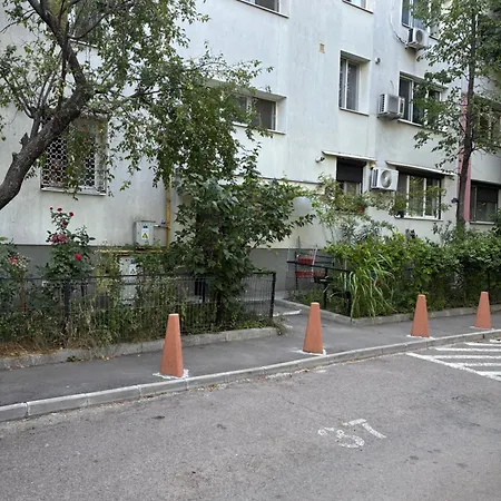 アパート Casa Linistii